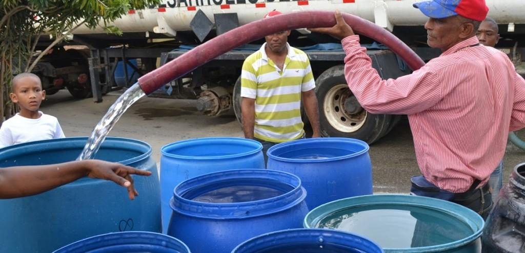 Escasez de agua en algunas zonas de la Costa frente a emergencia sanitaria