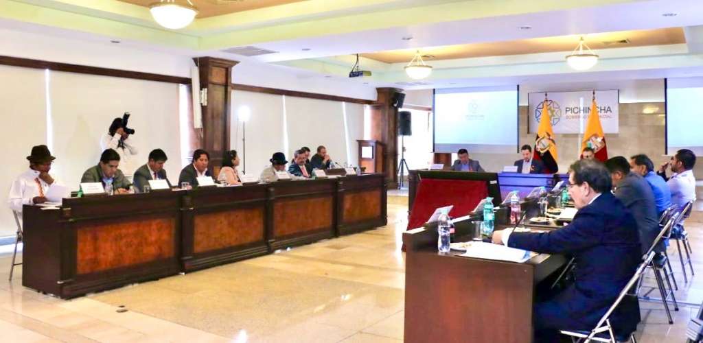 Ratifican a prefecto subrogante de Pichincha