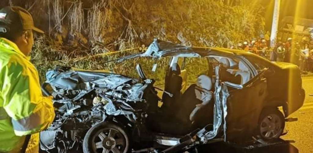 Dos muertos dejó un accidente de tránsito en la vía Ambato-Guaranda
