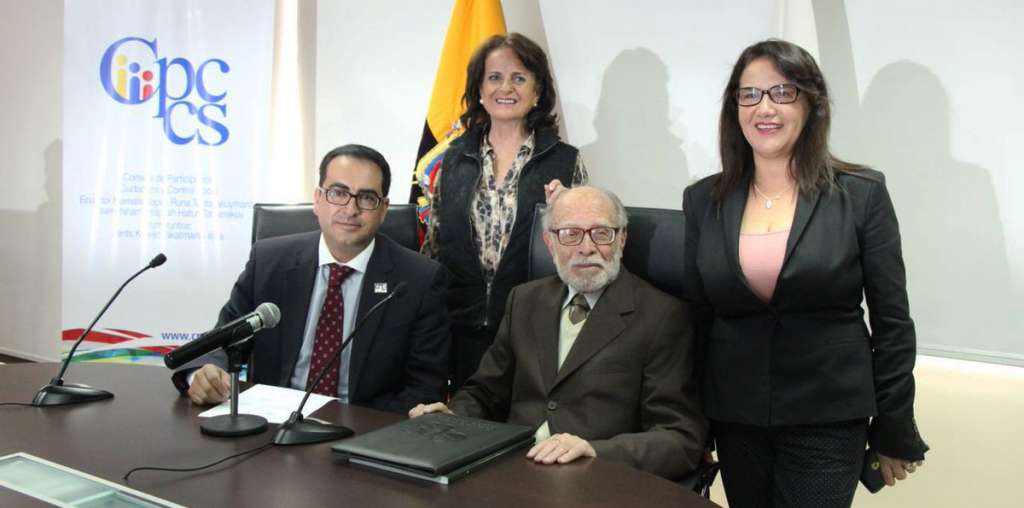 Consejo transitorio posesiona a fiscal encargado