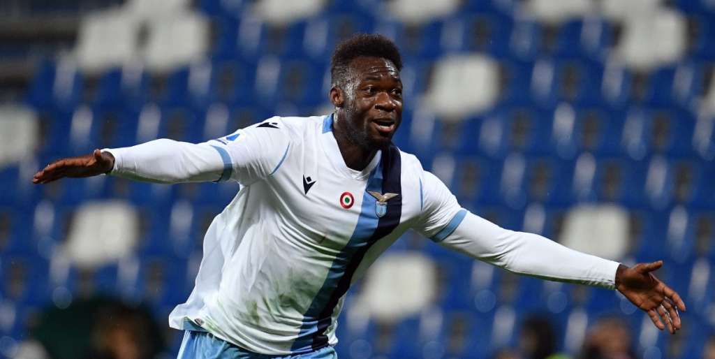 Felipe Caicedo da victoria agónica a Lazio