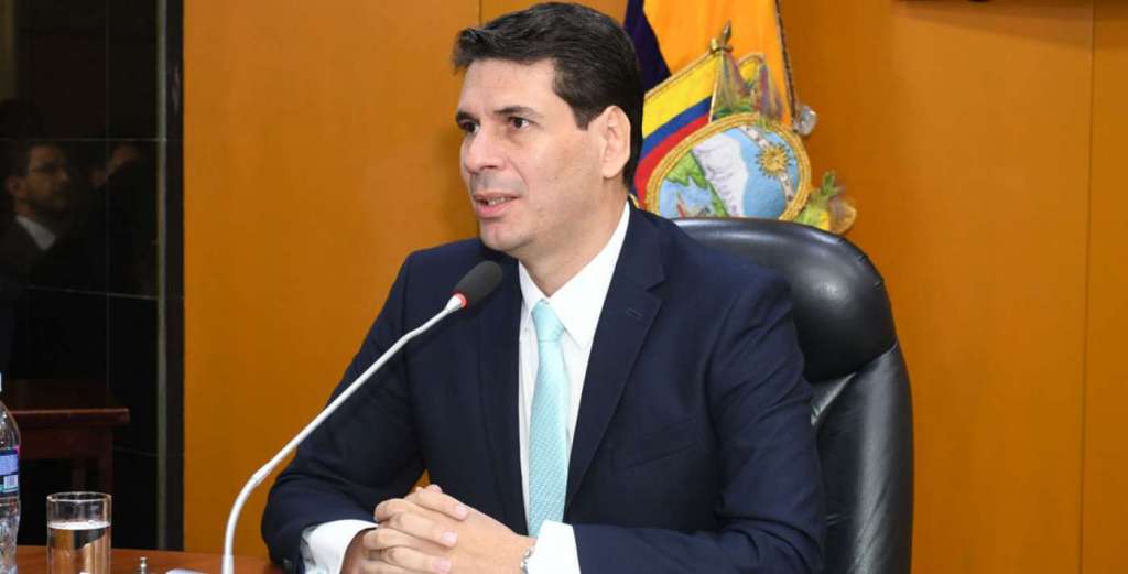 Alcalde de Cuenca no descarta volver a semáforo rojo