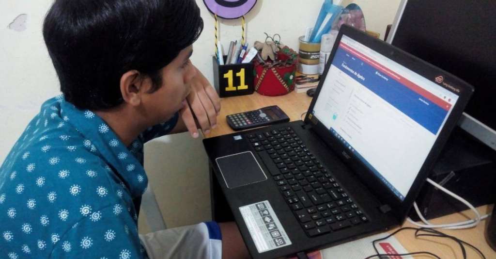 2 millones de estudiantes terminarán clases de forma virtual en Ecuador