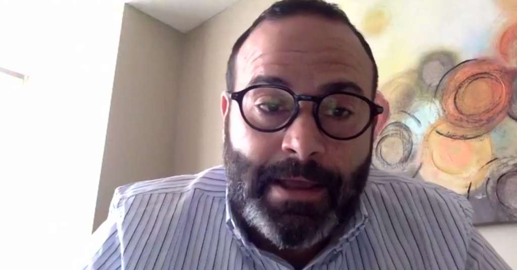 Presidente del directorio del IESS afirma que ha enviado 614 contratos a revisión en medio de crisis de corrupción