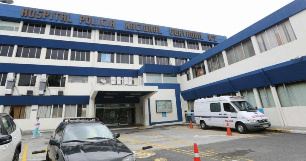 Hospital de la Policía en Guayaquil es allanado por sospecha de sobreprecios