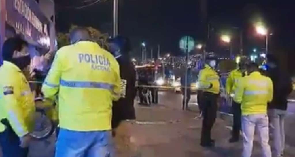 Familiares de agente metropolitano asesinado reciben su cuerpo