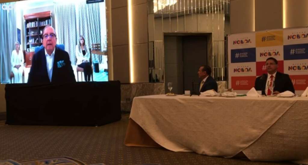 Álvaro Noboa asegura que FF.AA. no pueden imprimir papeletas electorales