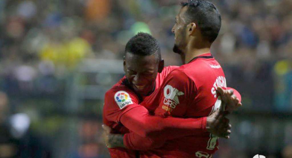 Pervis Estupiñán anota un golazo en triunfo de Osasuna