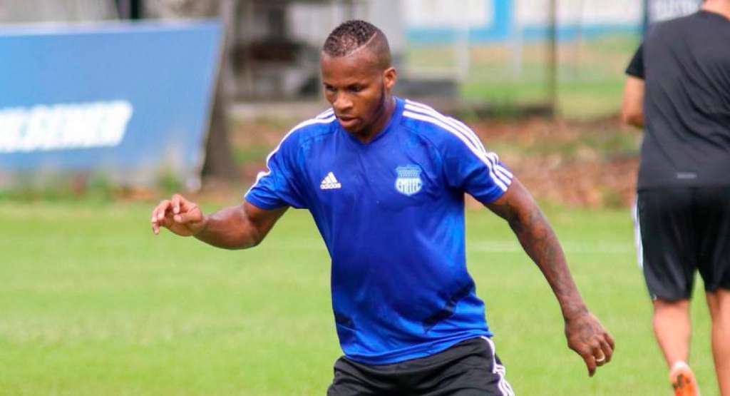 Godoy sufre distensión del ligamento colateral externo