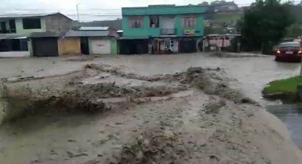 Mal tiempo afecta las provincias de Loja, Carchi y Cotopaxi