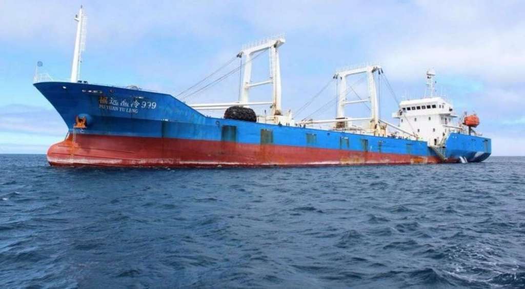 China propone veda de pesca a sus barcos cerca de las Islas Galápagos