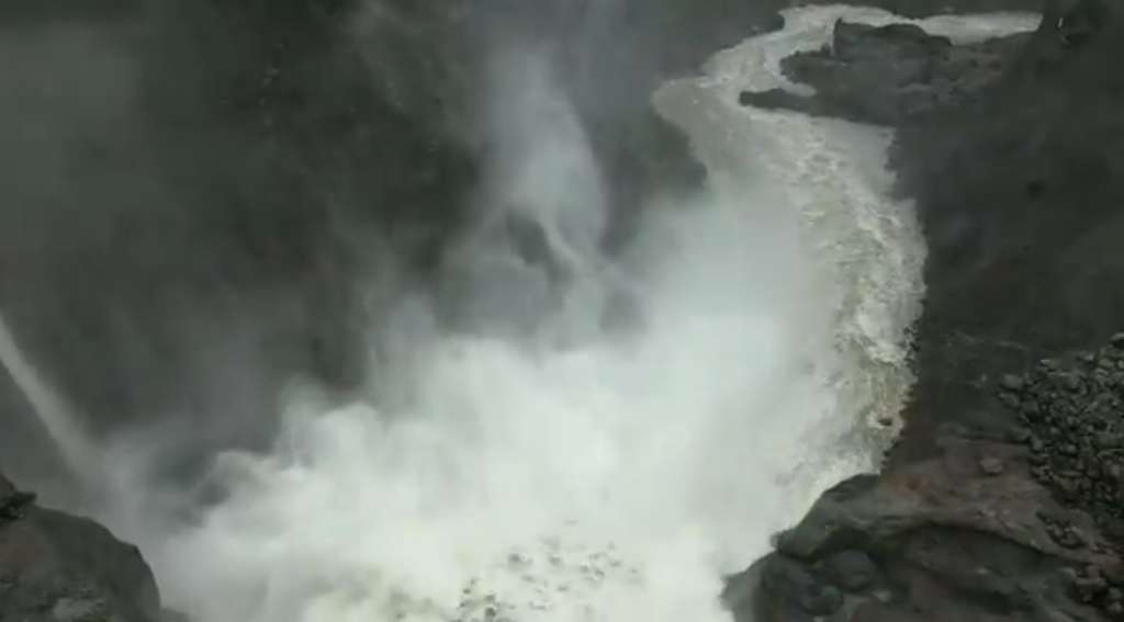 Acelerada erosión del río Coca amenaza las instalaciones de la hidroeléctrica