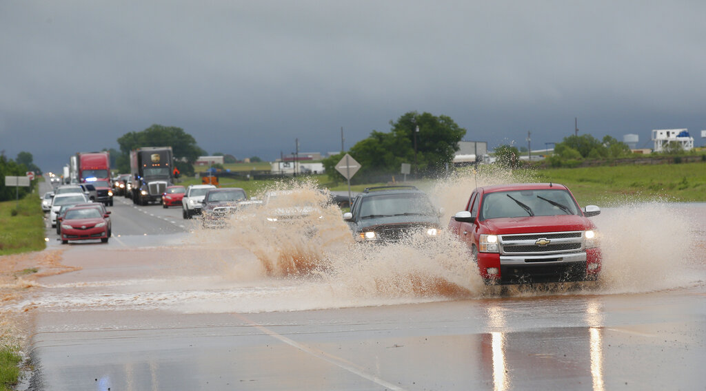 Fuertes tormentas azotan al sur de EEUU