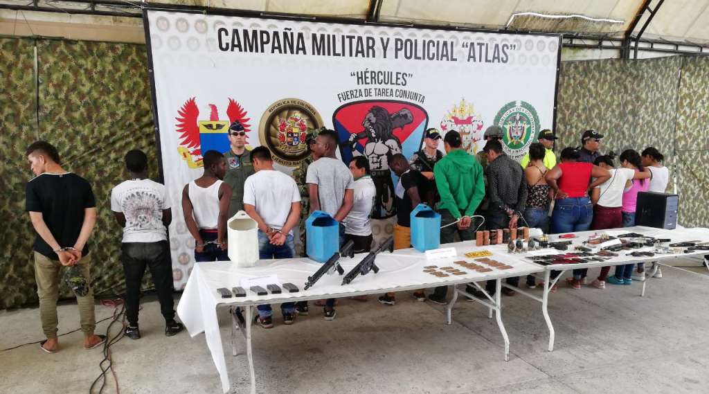 Capturan 14 sospechosos de asesinato de agentes colombianos