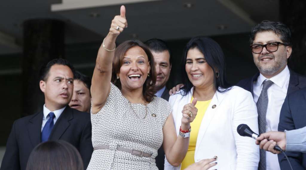 Elizabeth Cabezas, la tercera mujer en presidir Asamblea