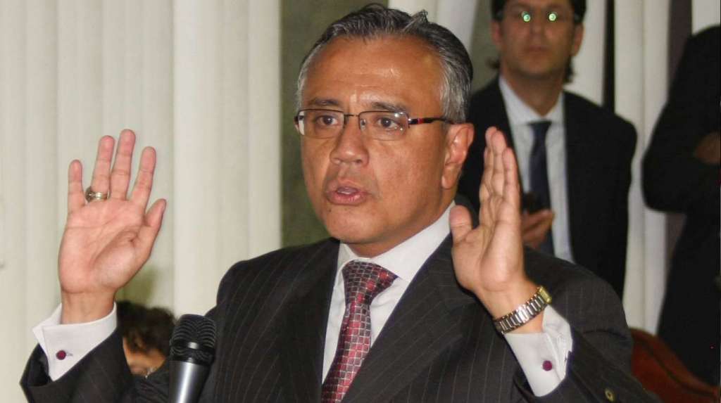 Alexis Mera asegura que usaron su nombre para robar