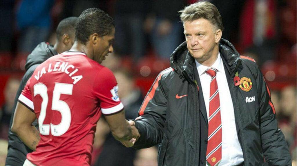 Antonio Valencia a Van Gaal: Mucha fuerza, jefe, usted es un ganador