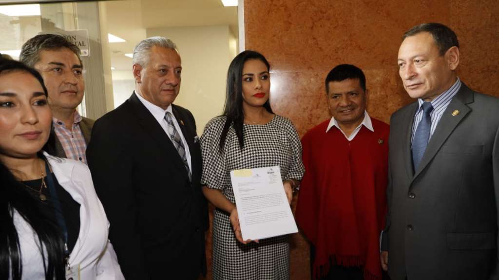 CREO presenta solicitud de juicio político contra presidenta del CNE