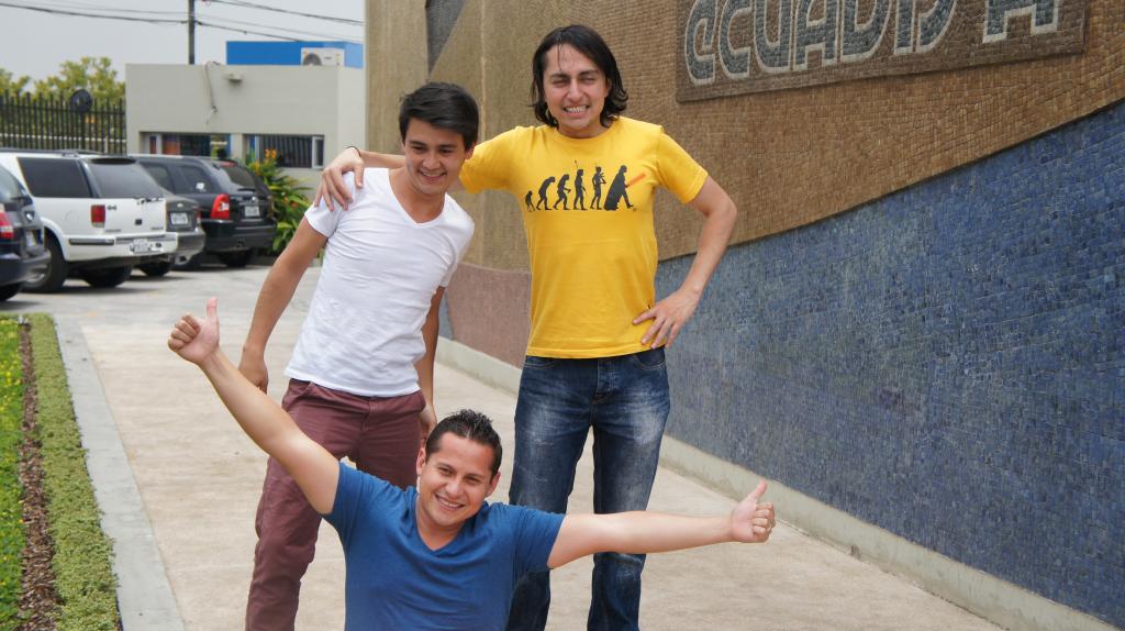 Vea el tras cámaras de Enchufe Tv