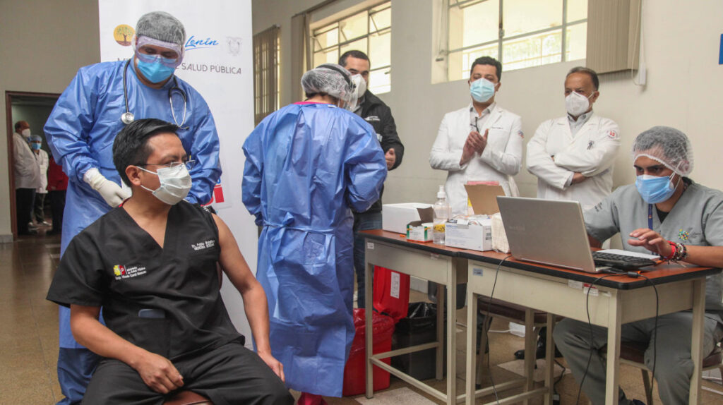 Ministerio de Salud tiene 5 días para entregar lista de beneficiados en la fase cero de vacunación