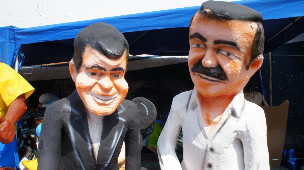 El monigote: Un negocio de fin de año