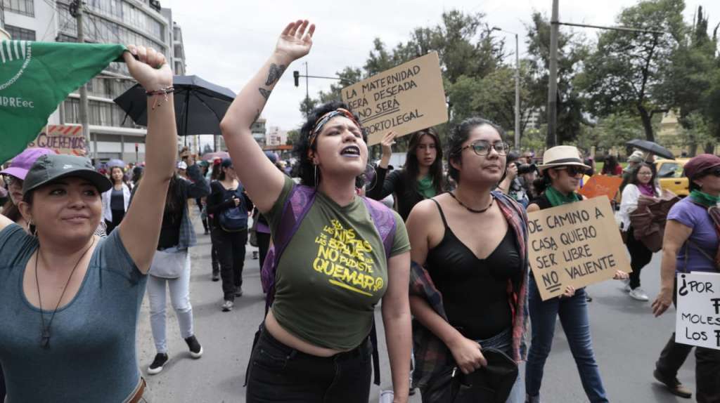 La ecuatorianas gritan por la equidad, la memoria y contra el machismo
