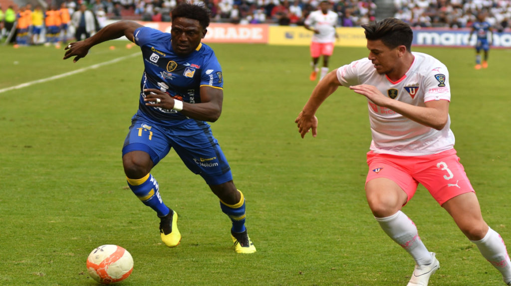 Delfín aventaja a Liga de Quito en los enfrentamientos del 2019