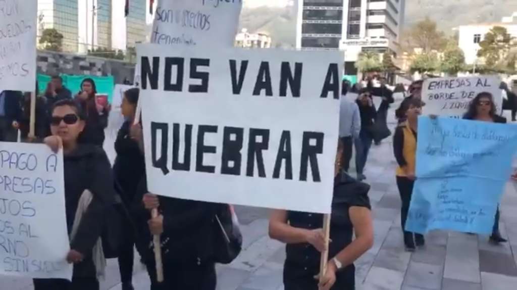 Protesta de proveedores en Plataforma Financiera en Quito