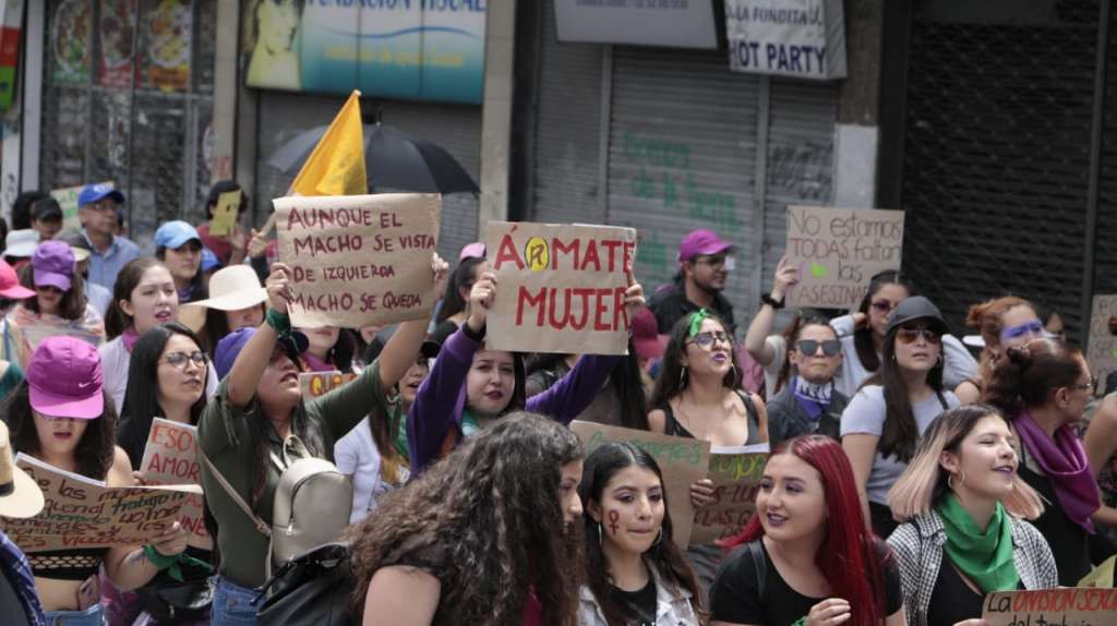 La ecuatorianas gritan por la equidad, la memoria y contra el machismo