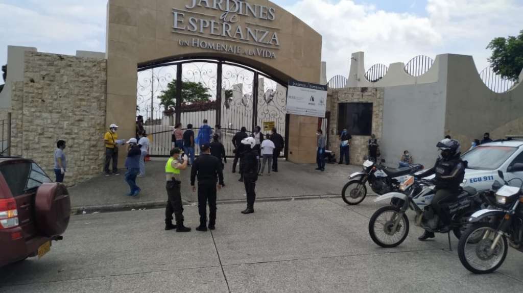 Instalarán 3 contenedores para cadáveres retirados de diferentes partes de Guayaquil