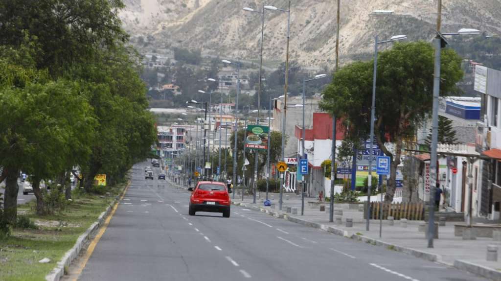 Nuevo calendario de circulación para vehículos particulares rige desde este 28 de marzo