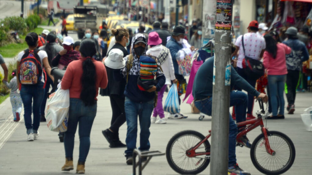 Ecuador reporta 250.986 casos y 14.890 muertes por COVID-19