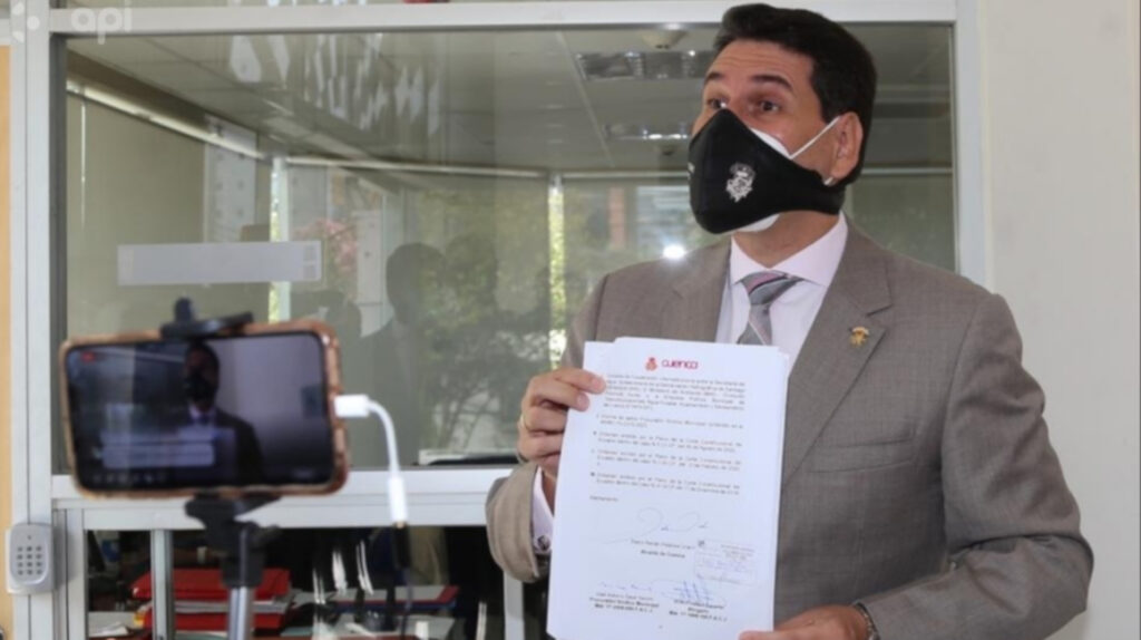 Alcalde de Cuenca: &quot;Extraoficialmente ganó el sí en un 80%&quot;