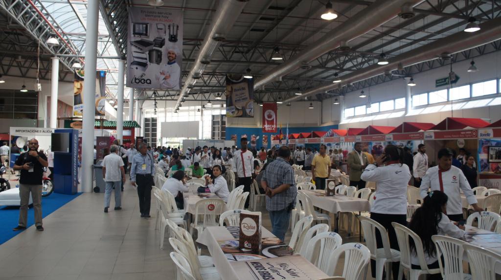 En medio del sabor “guayaco” se inauguró la III Feria Gastronómica Raíces