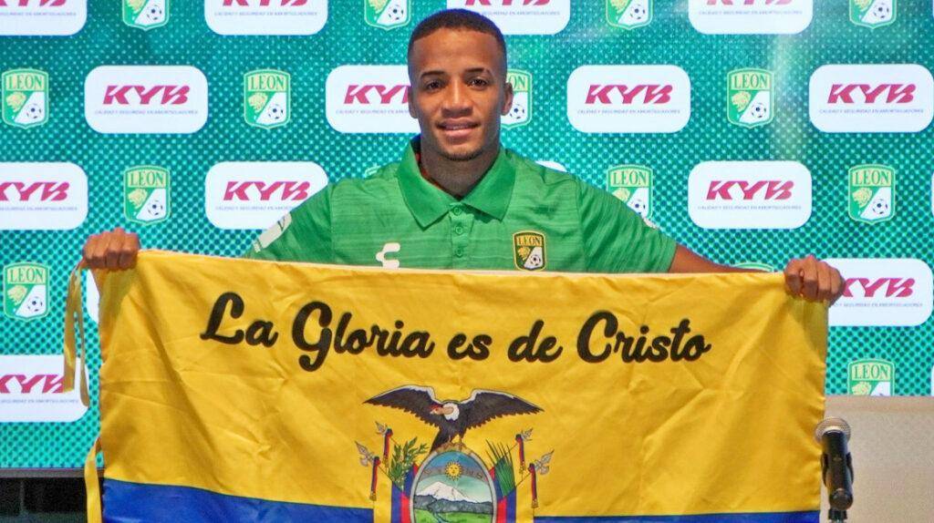Byron Castillo cree que León lo potenciará de cara al Mundial