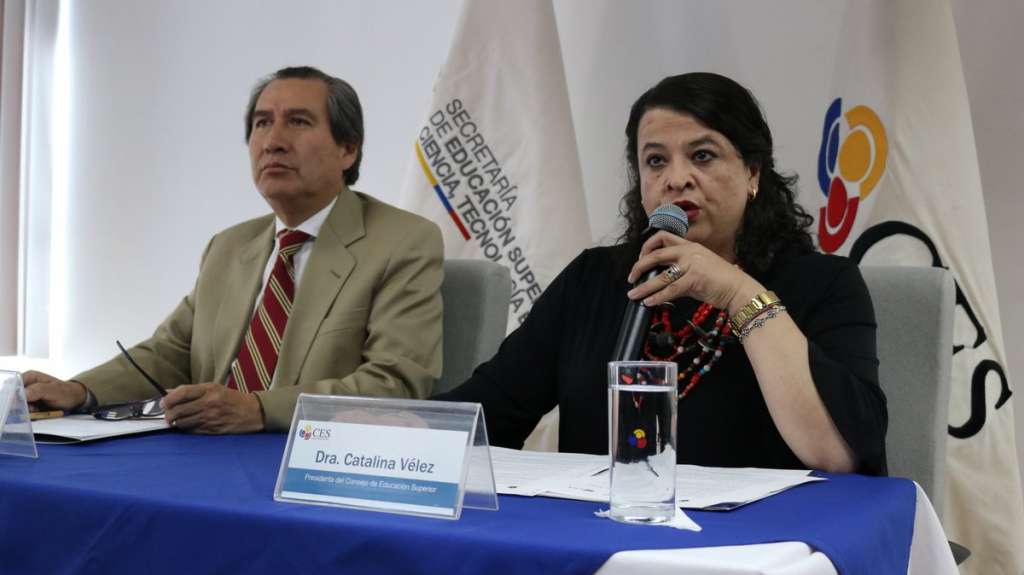 CES posesionará a Comisión interventora de la U. de Guayaquil