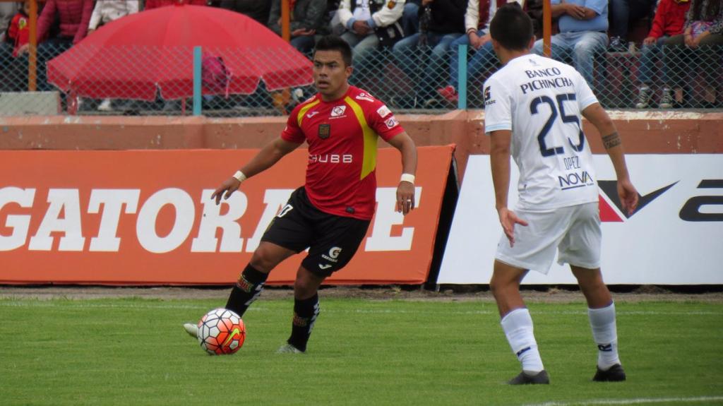 Jonny Uchuari es nuevo jugador del Deportivo Cuenca