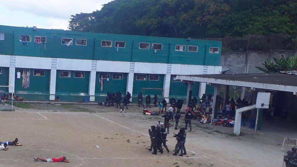 Enfrentamientos en la cárcel de Esmeraldas tras detención de presuntos 'Tiguerones'