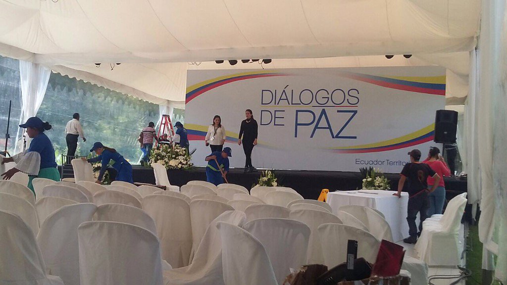 Se ultiman detalles en Cashapamba para diálogos entre ELN y Colombia