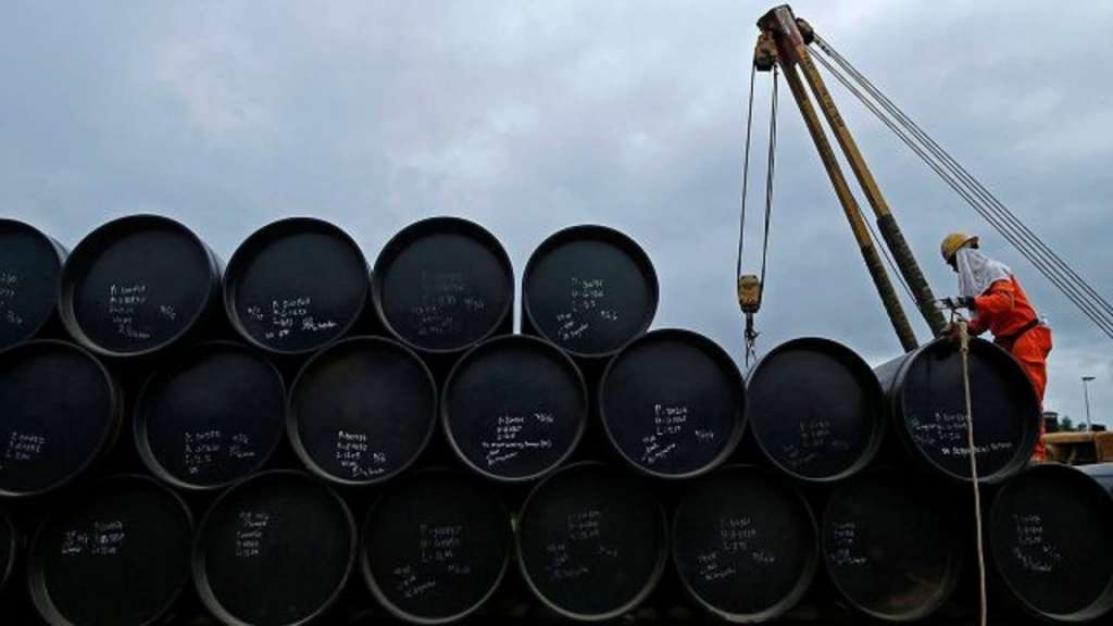 Caída en la producción petrolera pone en riesgo a Ecuador