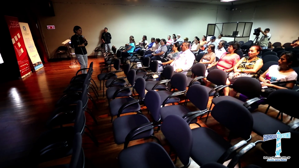 Plan de capacitación de huecas Gayaquil 2016