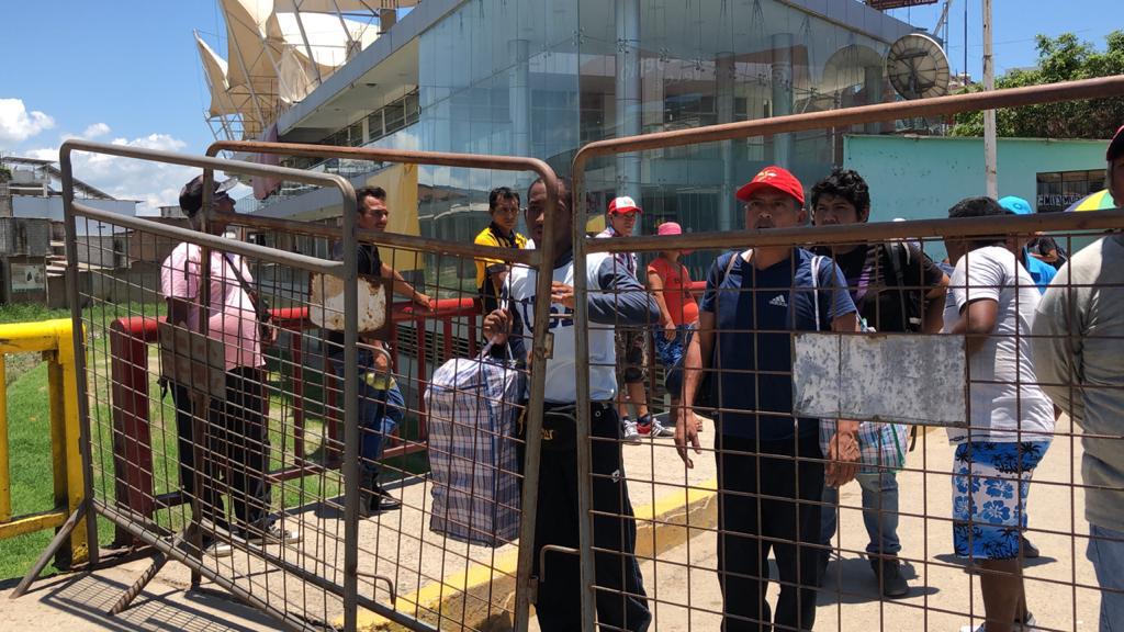 Se cerró puente internacional entre Ecuador y Perú