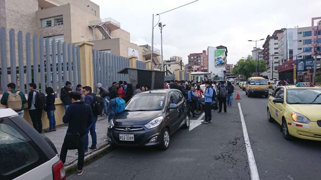 Descartan bomba en la Escuela Politécnica de Quito