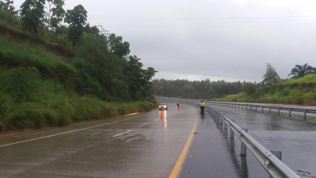Tres vías inhabilitadas por completo en Costa y Sierra debido a lluvias