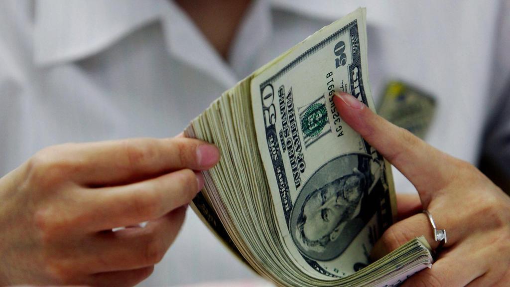 Gobierno gastó más de $2.000 millones en intereses y amortización de deuda pública