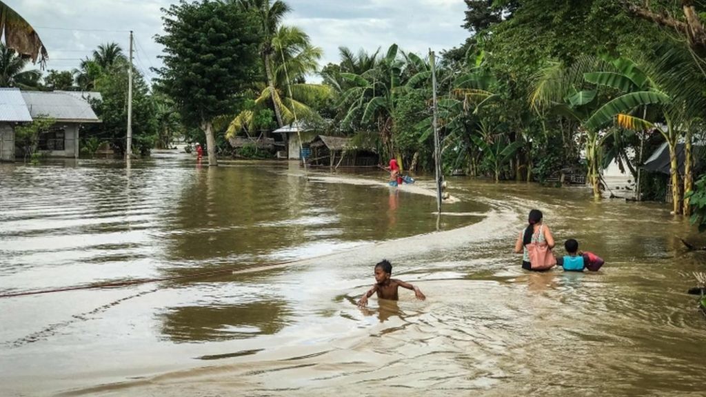 La tormenta Tembin arrasa el sur de Filipinas y deja más de 200 muertos