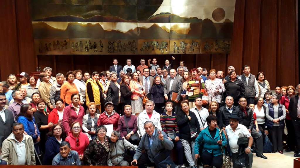 Advierten con juicio político a Martínez por jubilados