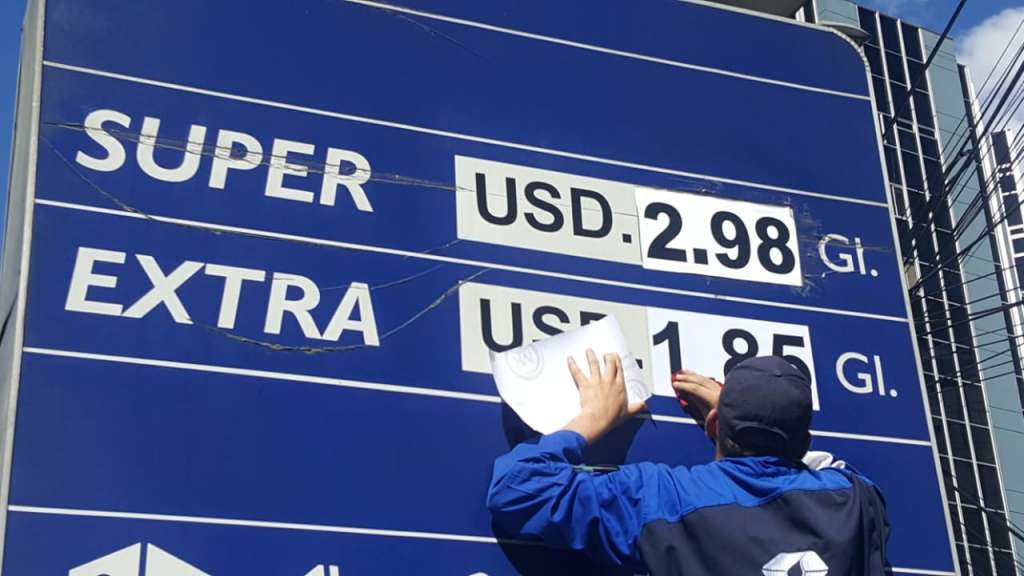 Vigente nuevo precio de las gasolinas Extra y Ecopaís