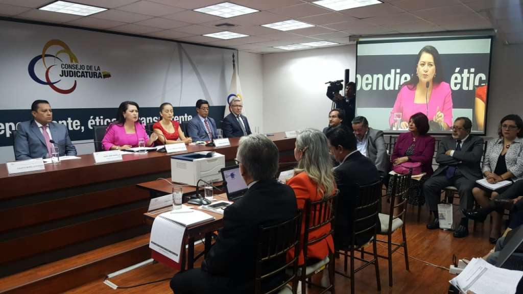 Tres recursos contra proceso de evaluación de jueces