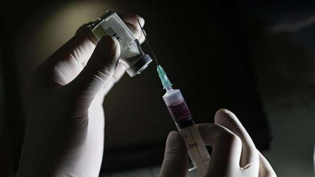 COVID: AstraZeneca distribuiría vacuna a fines de marzo